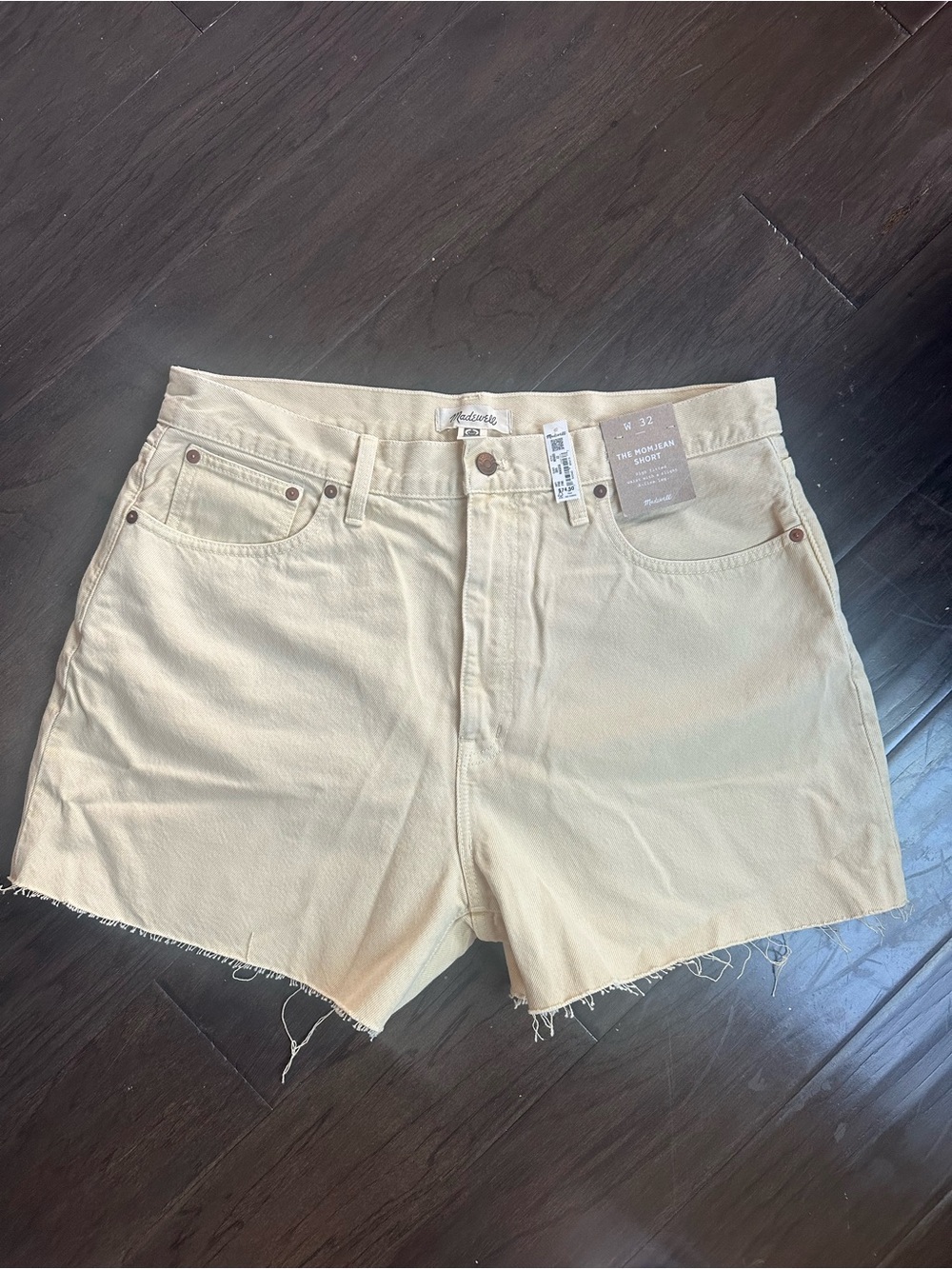 Madewell Butter Yellow High-Rise Raw Hem Denim Shorts Size 32 NWT